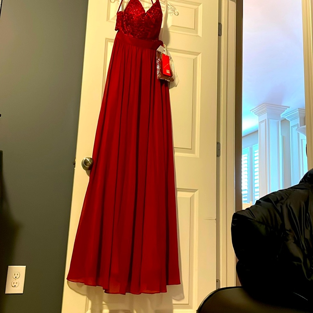 Special occasion dress! Beautiful!